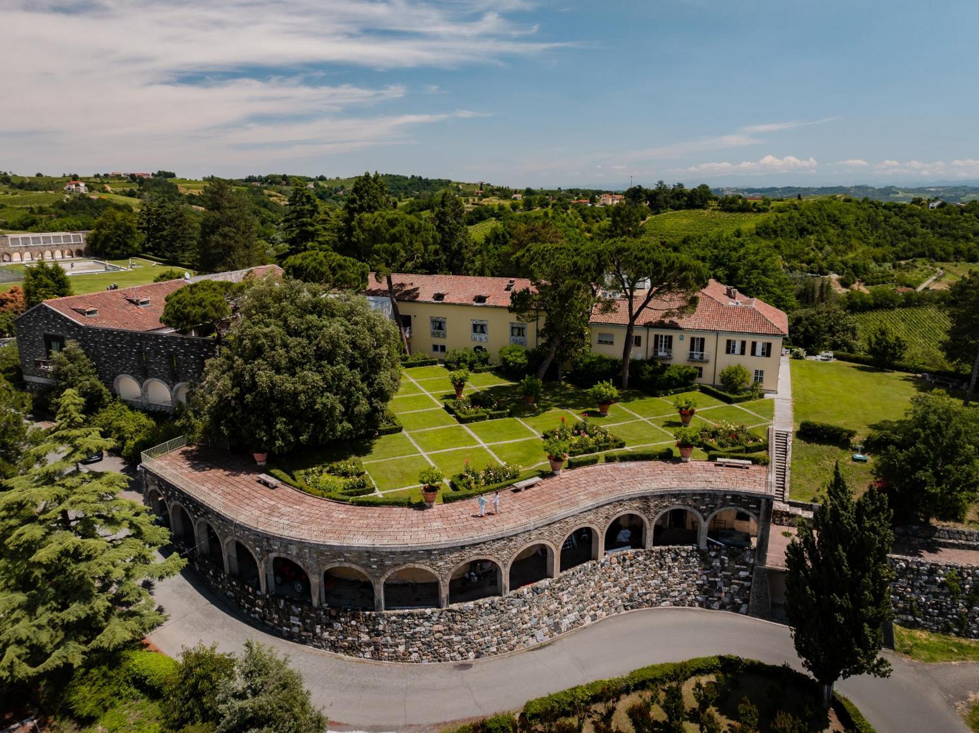 Villa Ottolenghi Wedekind Акуи Терме Екстериор снимка